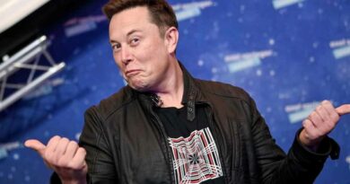 Elon Musk sustine detinatorii de top de dogecoin care isi vand cele mai multe monede Elon Musk sustine detinatorii de top de dogecoin care isi vand cele mai multe monede