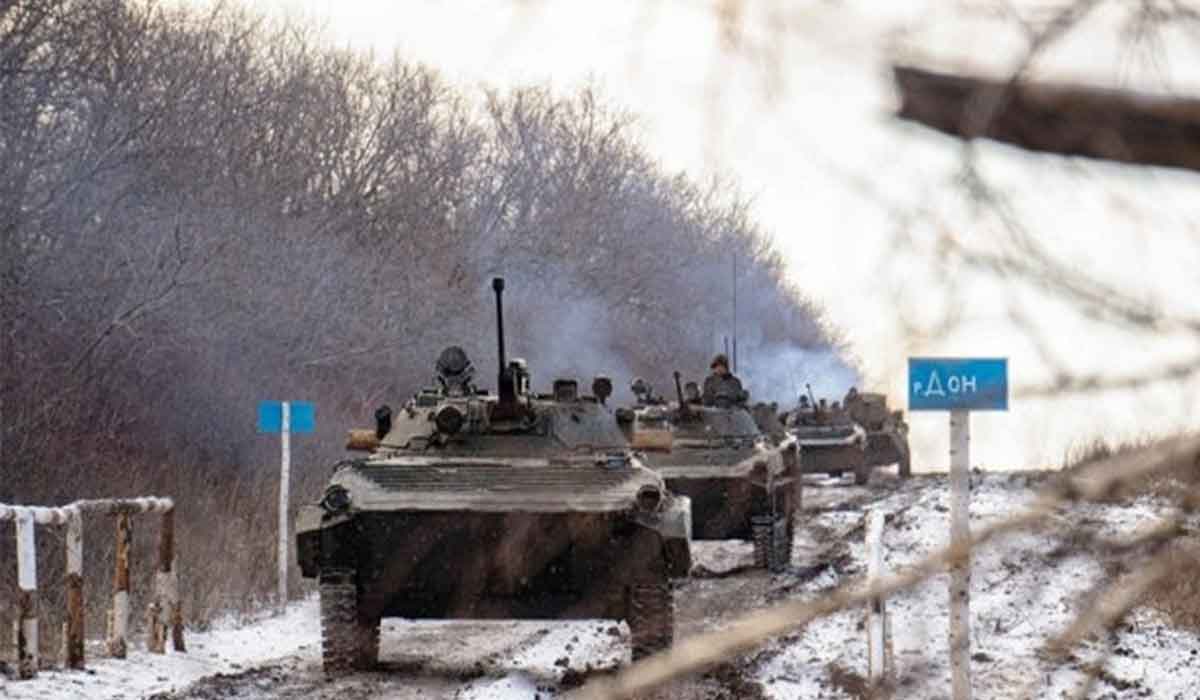 Rusia incepe sa-si retraga o parte din trupele de la granita cu Ucraina