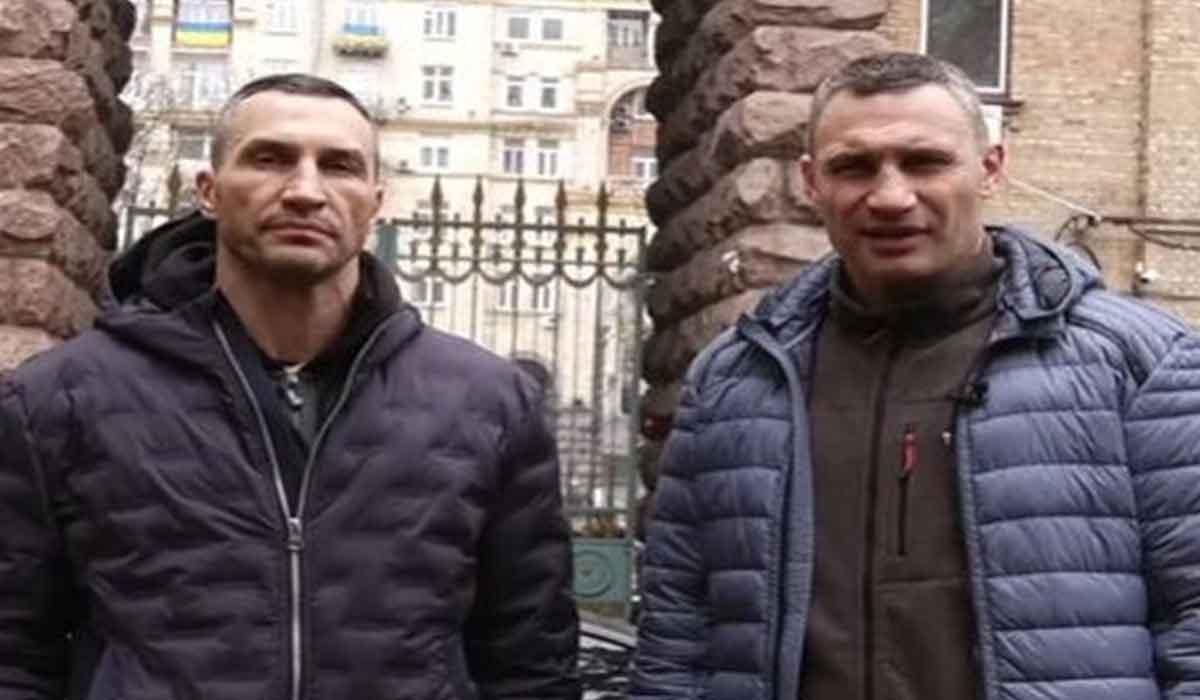 Fratii Vitali si Vladimir Kliciko, la vanatoare de rusi pe strazile Kievului: „Vreau sa fac un anunt”