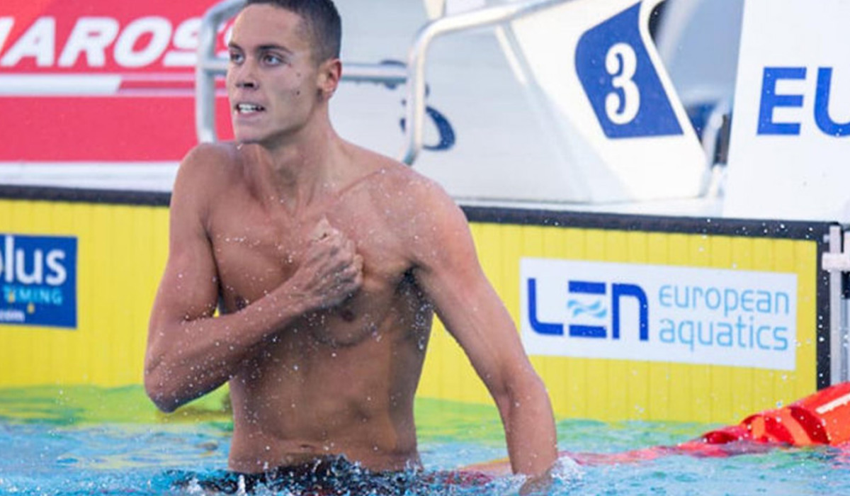 David Popovici s-a retras din finala de 400 de metri liber din Campionatele Europene de natatie.