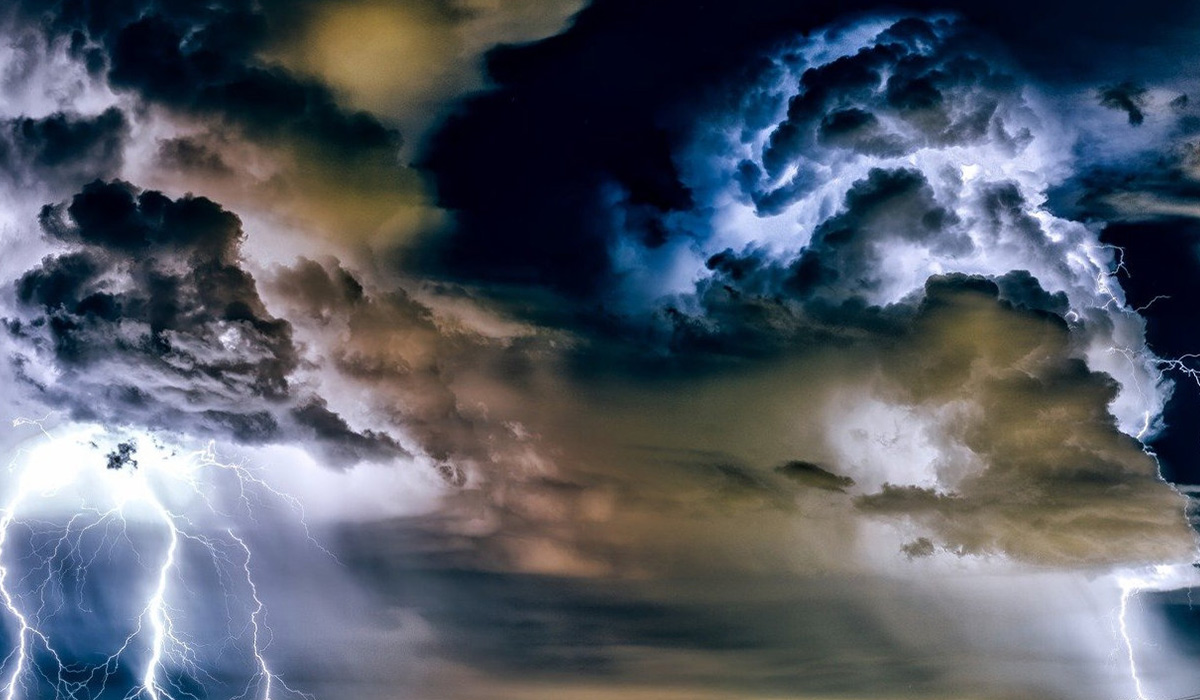 Alerta METEO. Meteorologii anunta fenomene extreme: furtuni cu grindina – cele mai afectate judete.