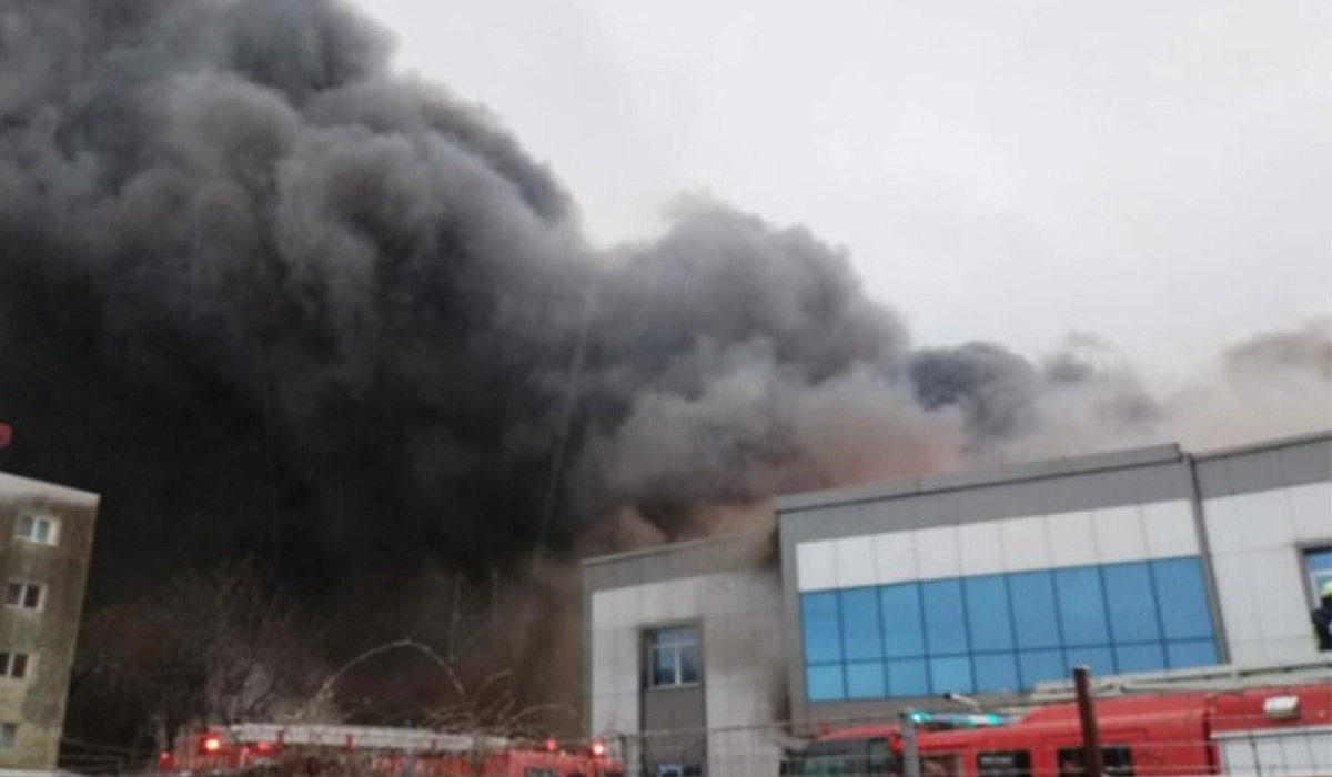 Incendiu puternic langa Bucuresti. Oamenii au primit mesaj RO-ALERT