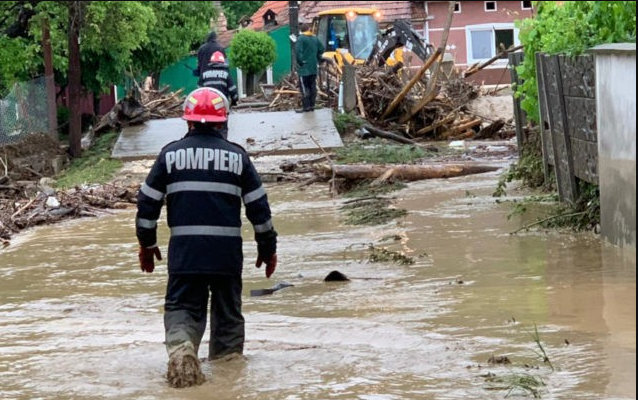 Alerta de inundatii! 24 de judete sunt vizate de avertizari