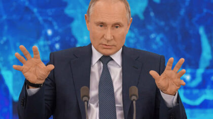Vladimir Putin ameninta Europa si...