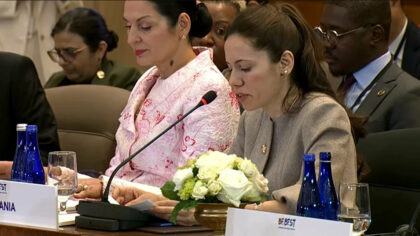 Moment rar la Washington! Mirabela...